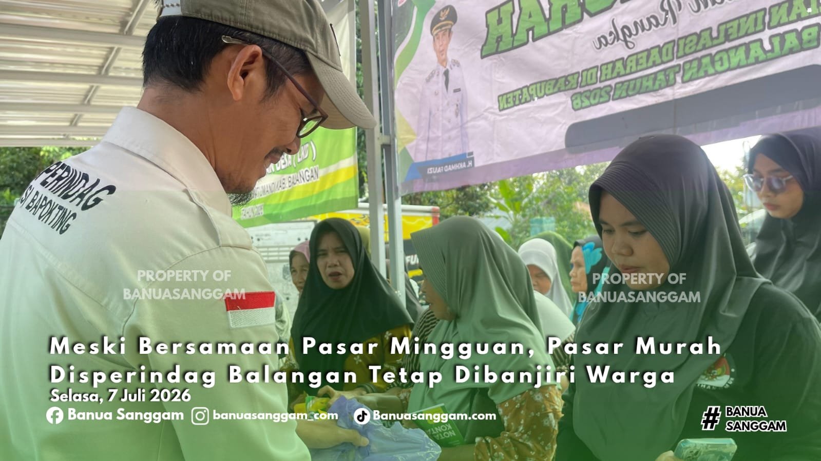 Meski Bersamaan Pasar Mingguan, Pasar Murah Disperindag Balangan Tetap Dibanjiri Warga